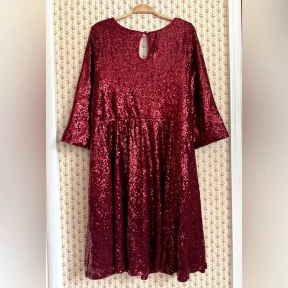 Torrid Mini Sequins Holiday Skater Dress in Burgundy | 1X - Picture 7 of 9